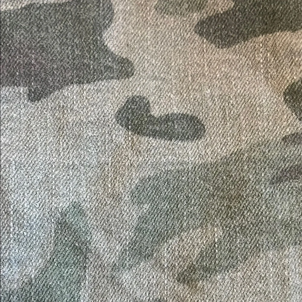 Old Navy trendy camouflage